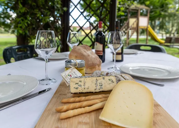Villa Bottera With Jacuzzi In The Garden Cuneo Langhe Piemonte Riforano fotoğrafı
