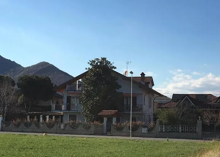 Alle Porte Di Torino, Ai Piedi Del M.Te S. Giorgio Bruino photo