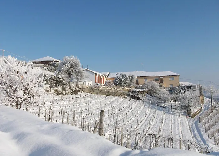 Agriturismo Finestre Di Langa Trezzo Tinella foto