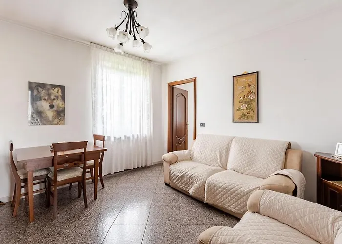 صورة شقة Penthouse With Terrace - Private Parking & Wifi Pecetto di Valenza