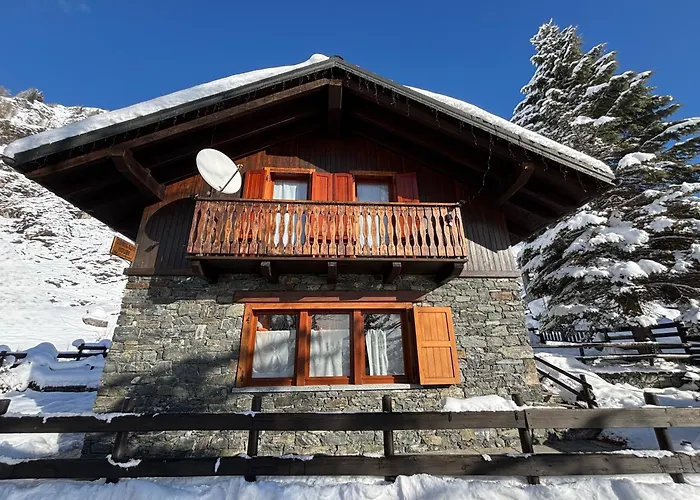 Chalet Caldo & Accogliente A Cheggio 