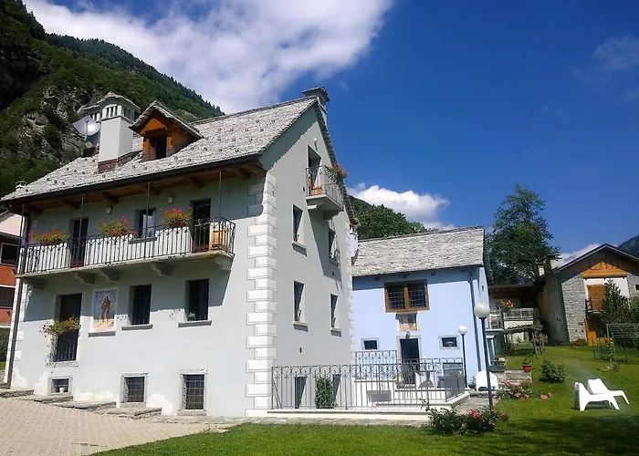 Фото Апартаменты Antico Borgo 1 Cadarese