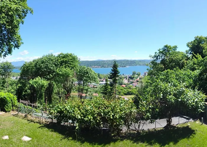 Major Lake Luxury Home B&B Dormelletto fotorgafie