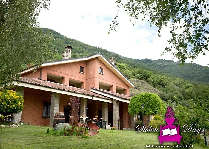 Stolen Days 300Mq Villa Caprie zdjęcie